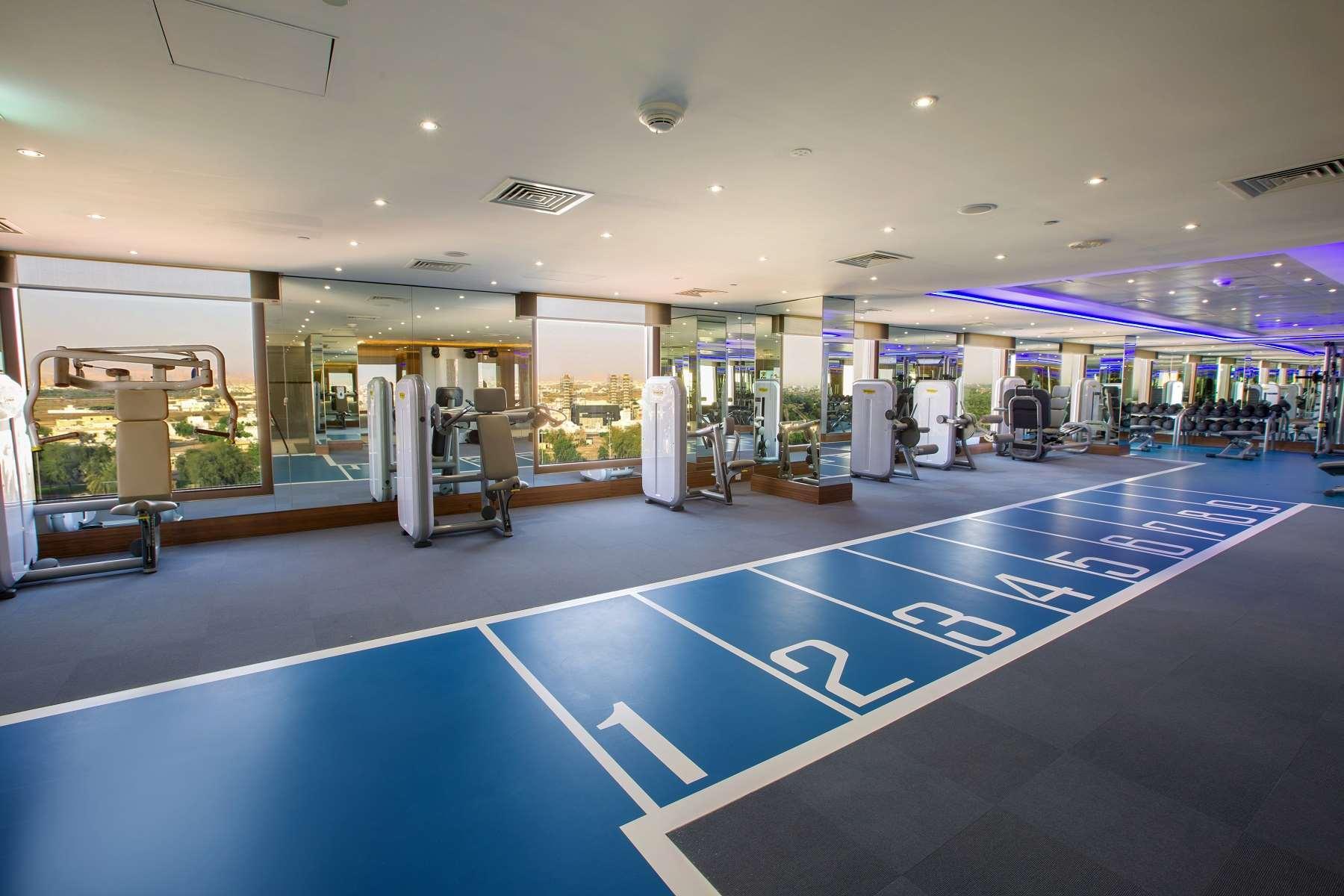 Ayla Grand Hotel al-Ain Exterior foto The gym at the InterContinental