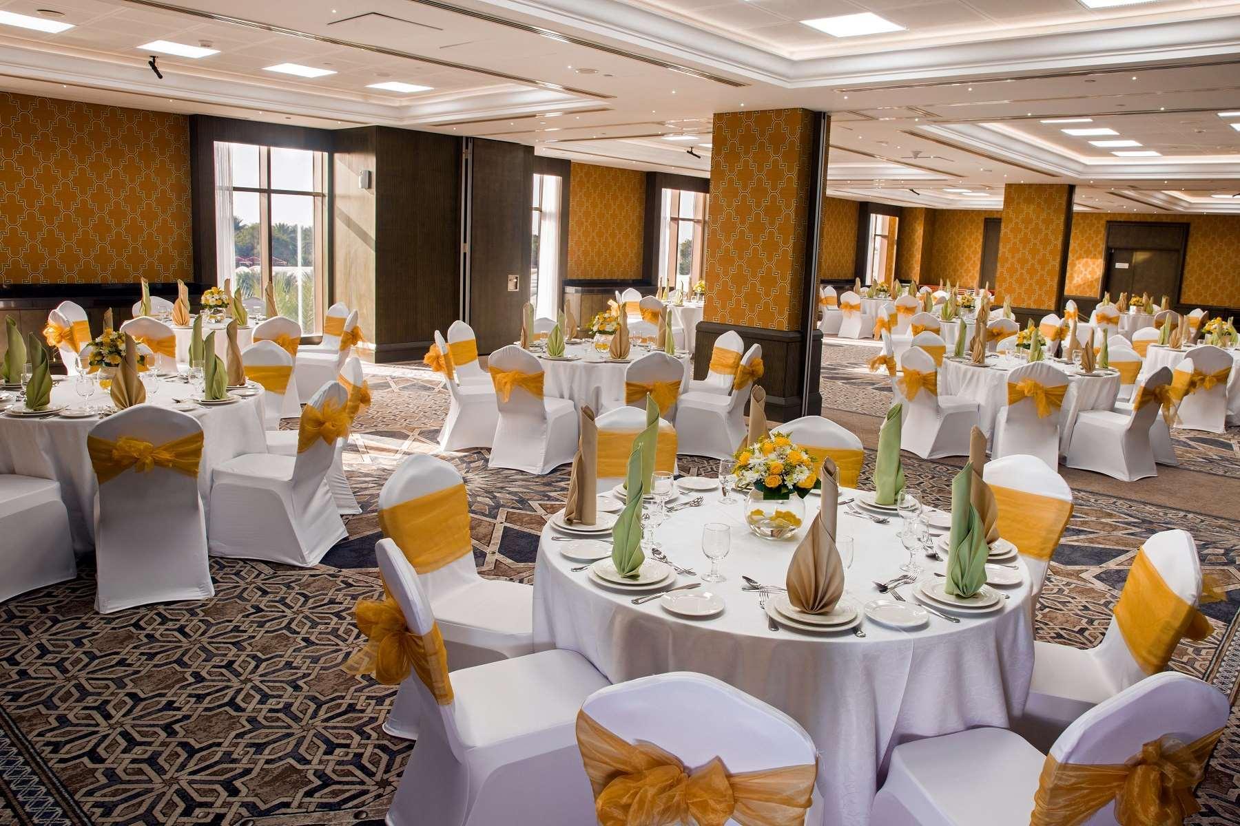 Ayla Grand Hotel al-Ain Exterior foto The ballroom